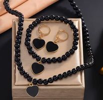 Schmuckset Schwarz Gold