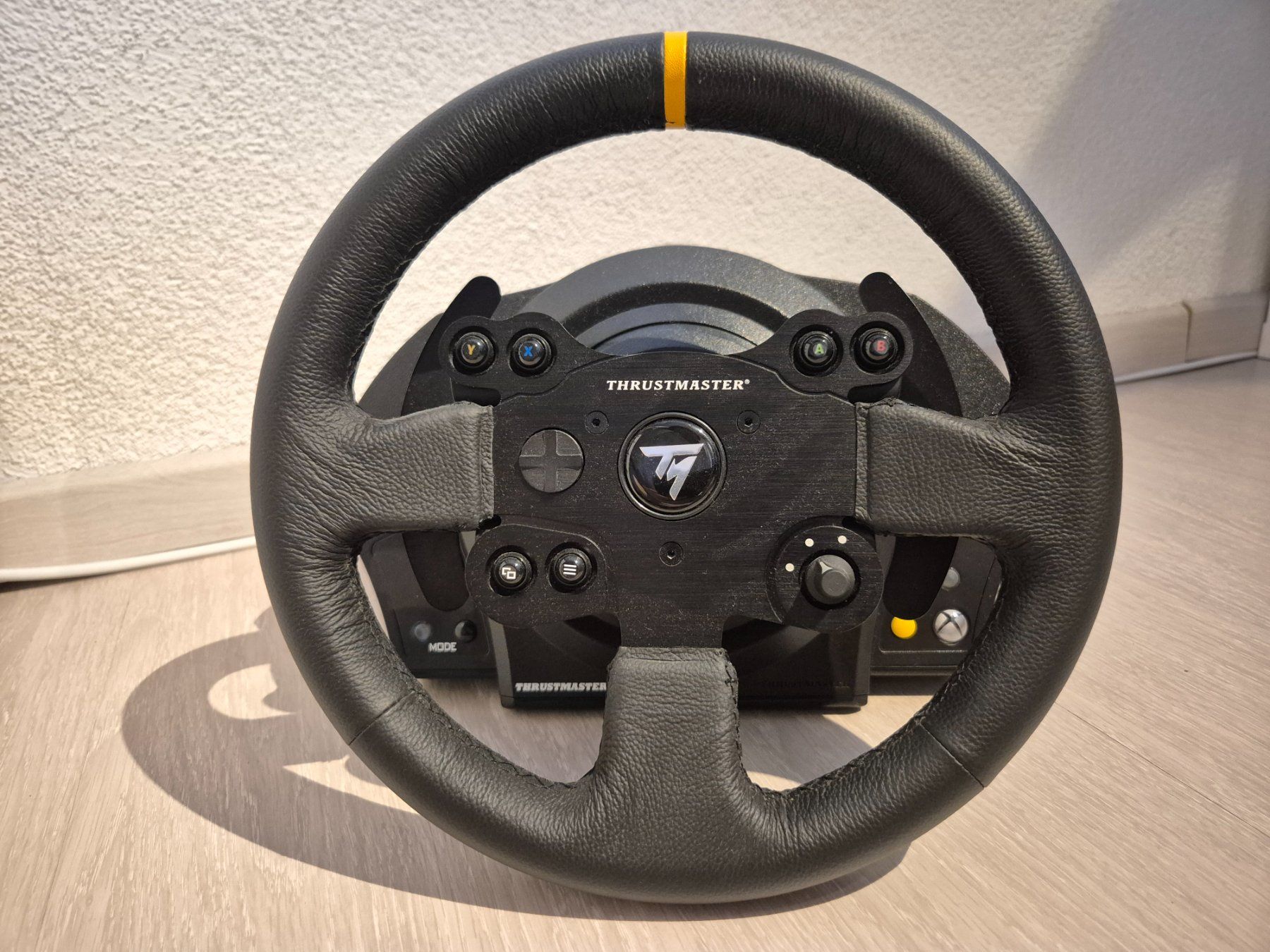 Thrustmaster Controller: Thrustmaster TX Racing Wheel Leather Edition – Usato da Gerlafingen venduto da Takuta