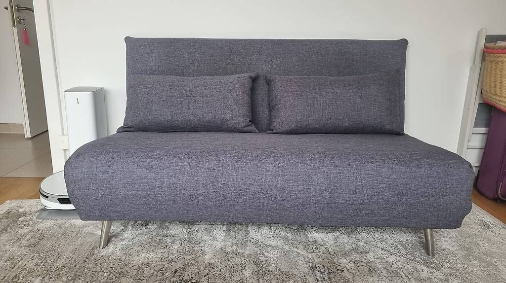 Sofas: Canapé-lit gris 2 places bon état – Gebraucht aus Troinex von GodziFa