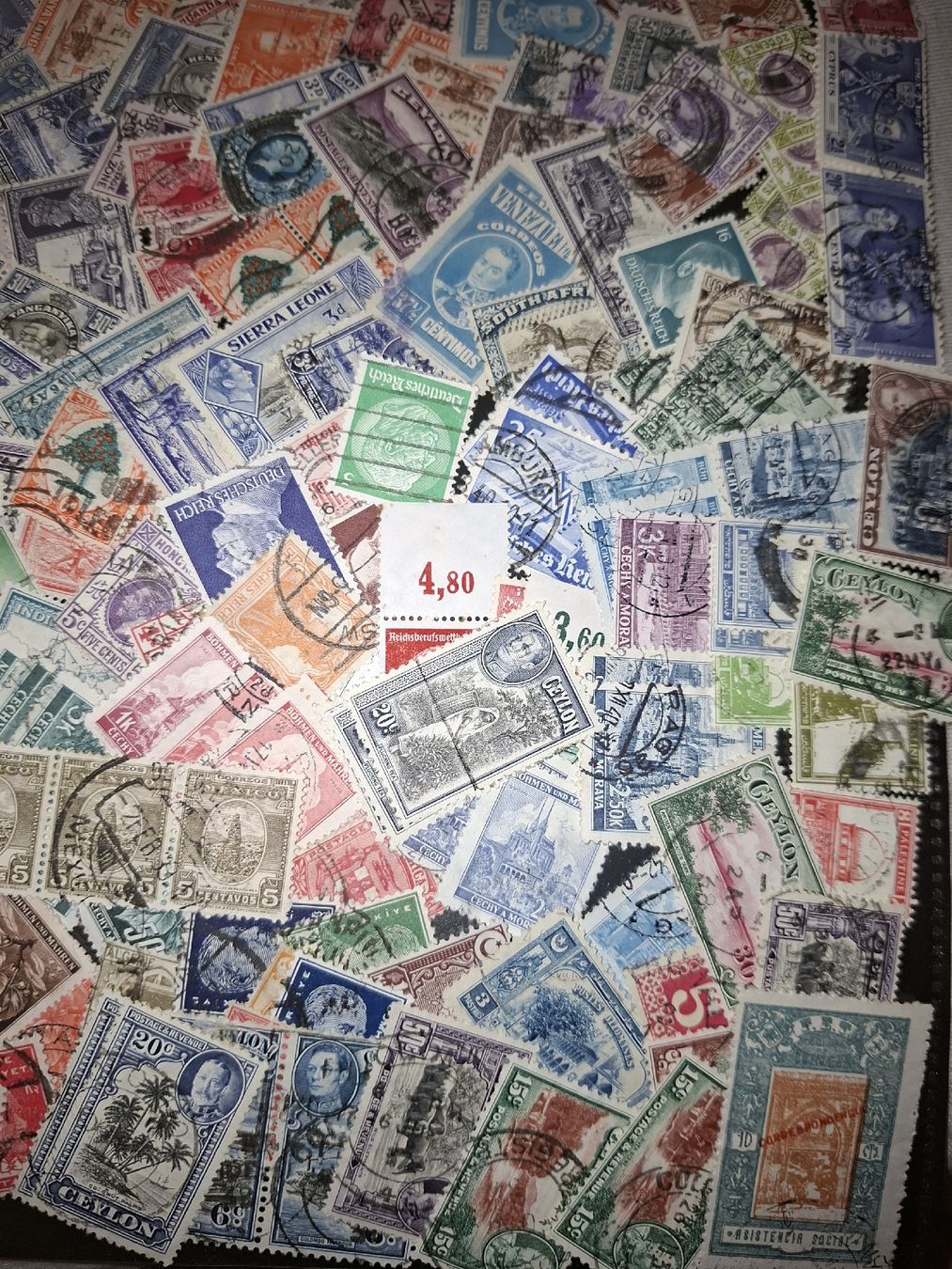Tous les timbres: Lot Briefmarken Ausland 2# – D'occasion à Balgach par SIMEON27 1