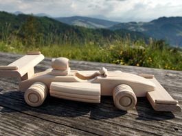 F1 Rennauto aus Holz Neu