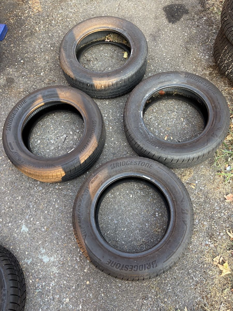 Pneumatici & Ruote complete: 205/60R16 Bridgestone – Usato da Wettingen venduto da Nici1932