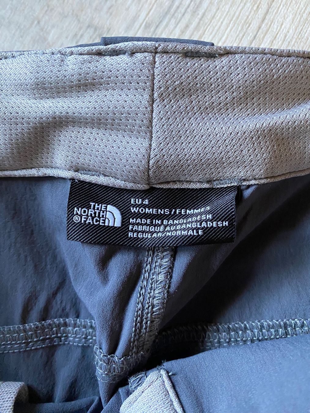North Face Hosen: THE NORTH FACE Shorts EU 4 – Gebraucht aus Würenlingen von lori59 2