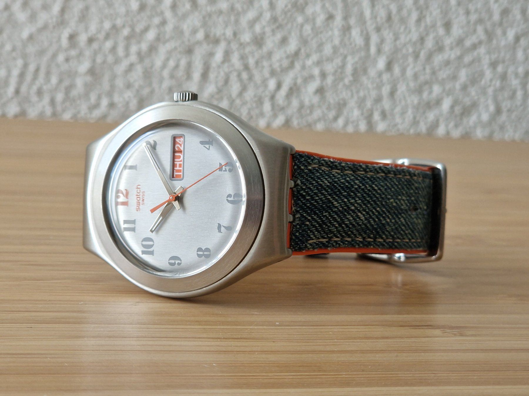 Swatch Orologi: Swatch Jean's Me – Nuovo (secondo la descrizione) da Dulliken venduto da legacybuyer 1