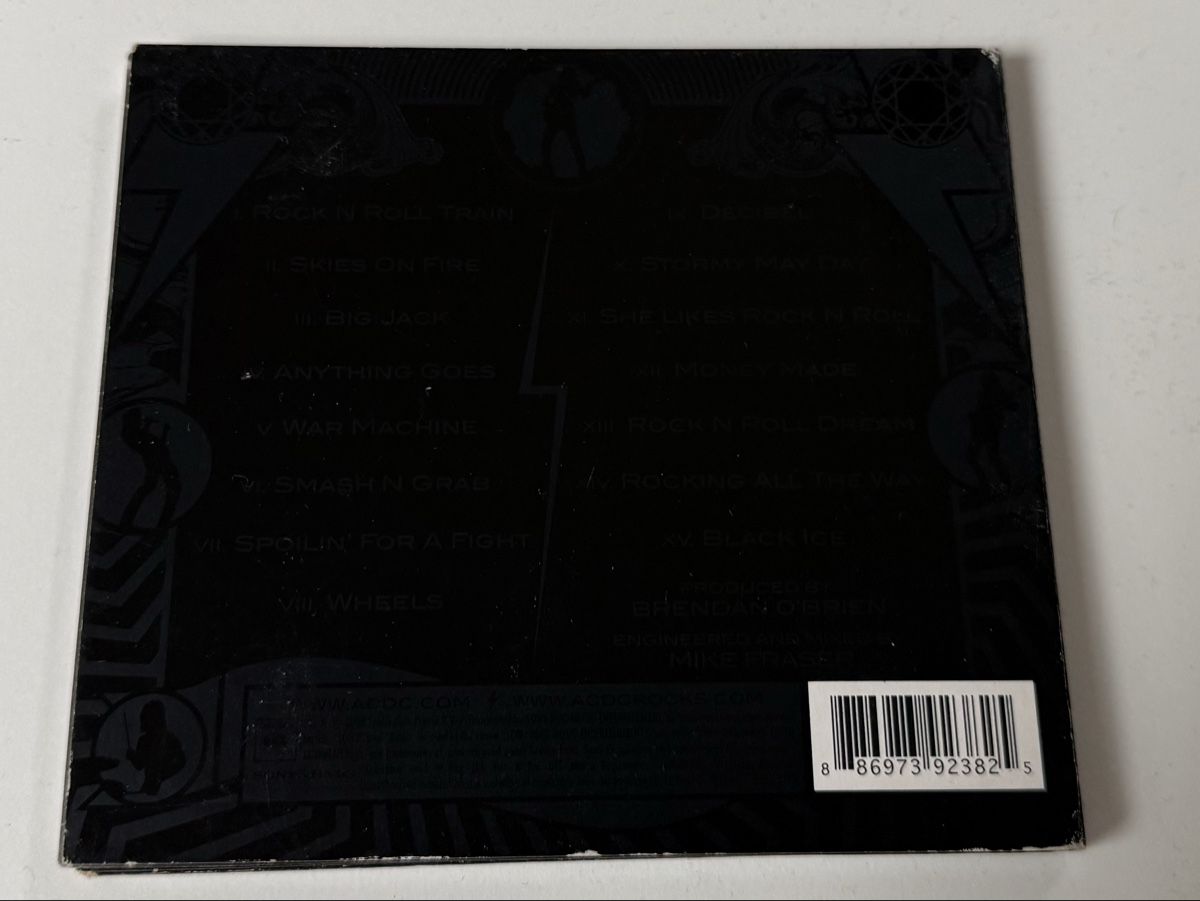 CD: AC/DC - Black Ice - CD Album – Usato da Oberried Brienz venduto da Chyara 1