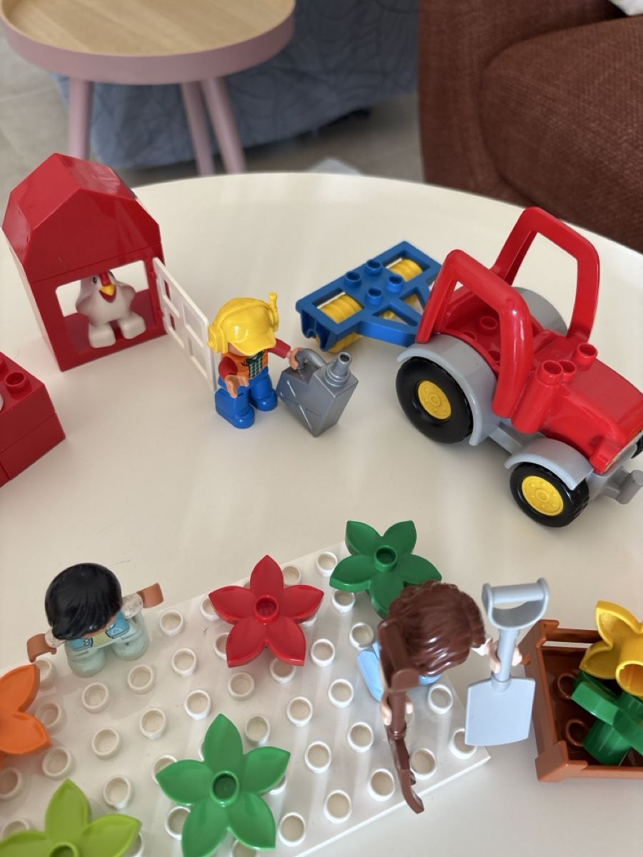 Lego Kit di costruzioni: Lego Duplo récolte et tracteur  – Usato da Lausanne venduto da pabernard 3