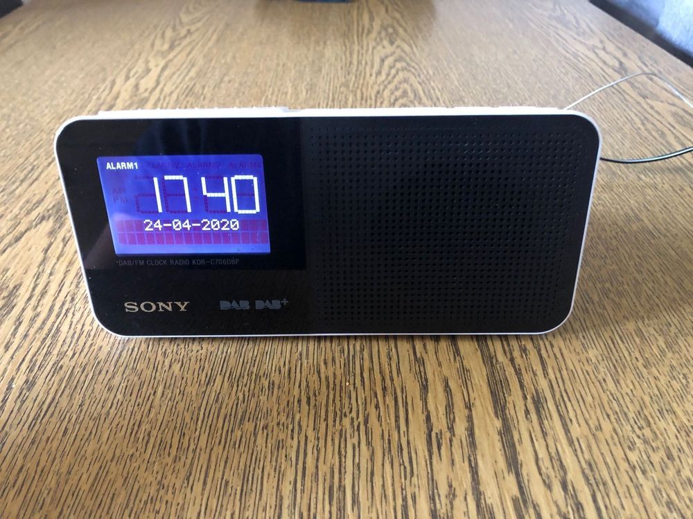 Sony Radio Wecker DAB+ XDRC706DBP Kaufen auf Ricardo