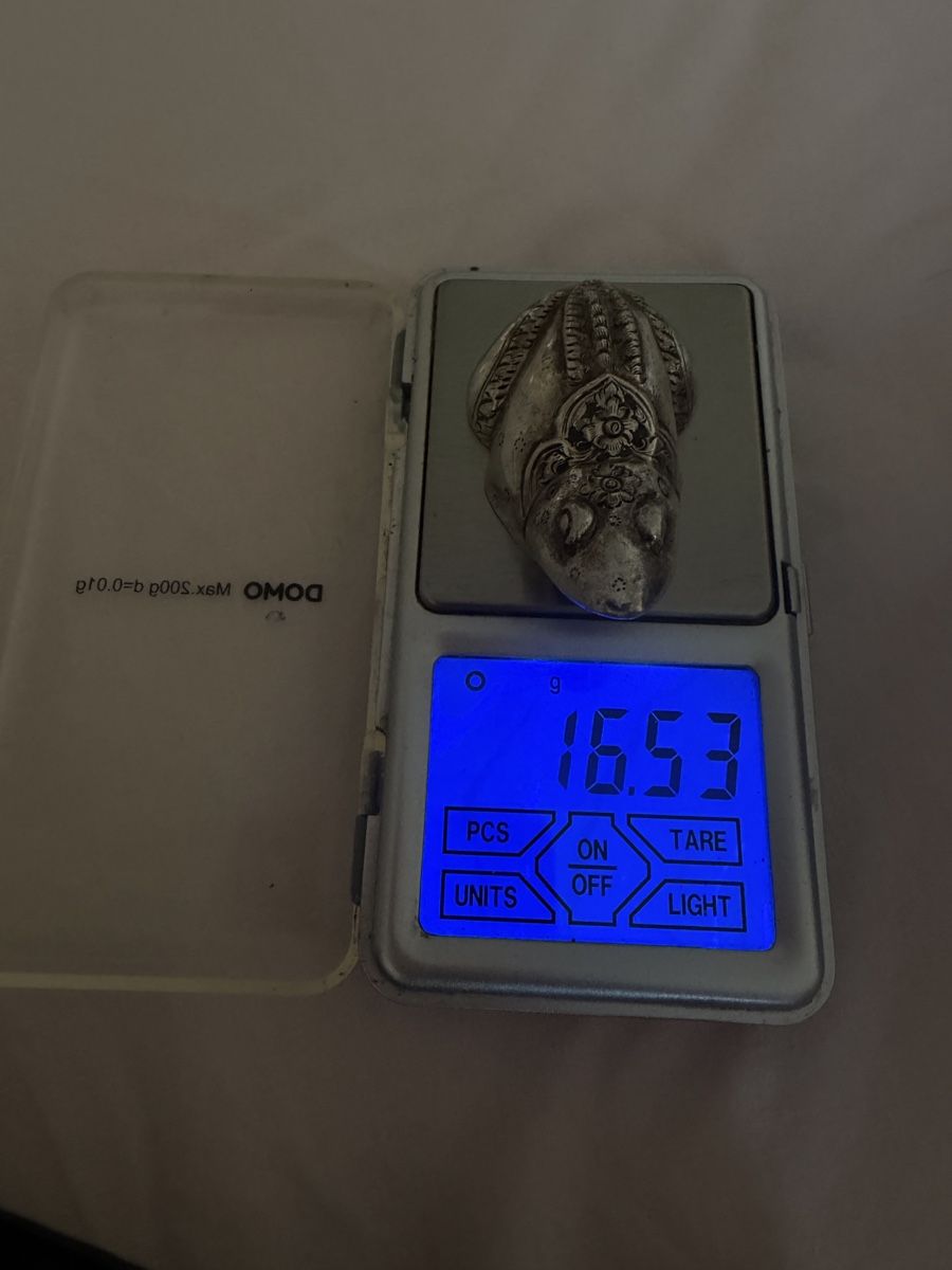 Tutti le monete: Genouille en argent , 16.53g  – Usato da Onex venduto da mou_x2gr