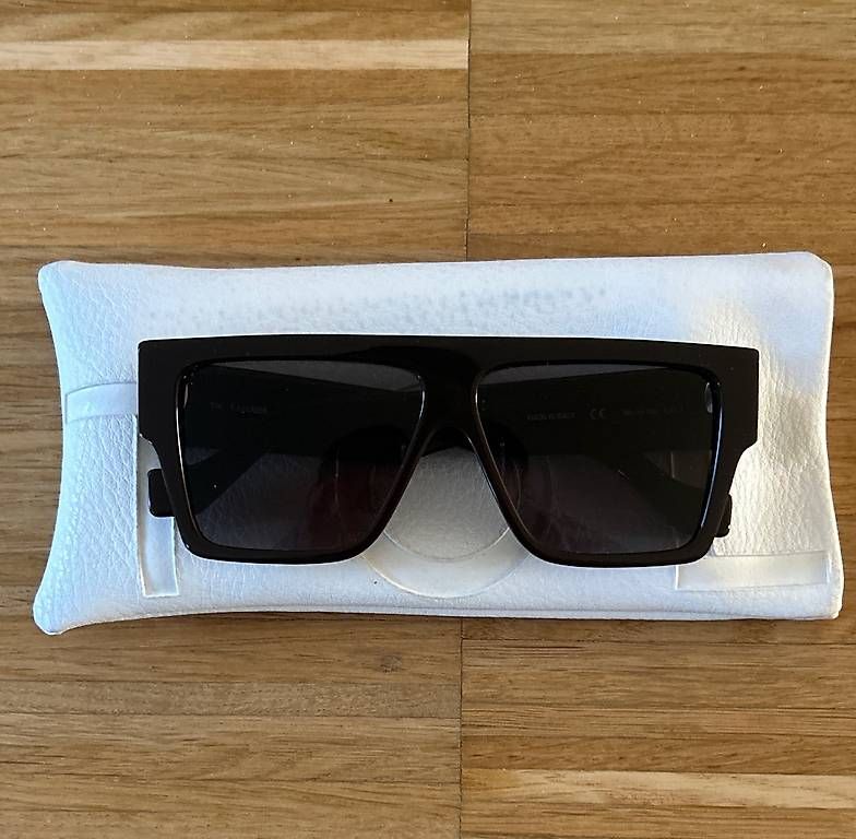 Occhiali & Lenti: Sonnenbrille – Usato da Zürich venduto da emilia77