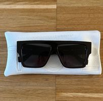 Sonnenbrille