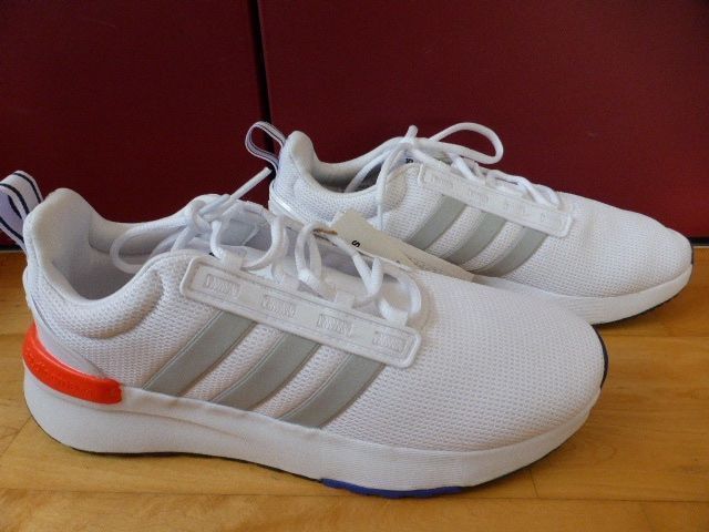 Adidas Scarpe da uomo: Adidas Turnschuhe, Gr. 40, Men, neu – Nuovo e nell'imballaggio originale da Chur venduto da Jacky17