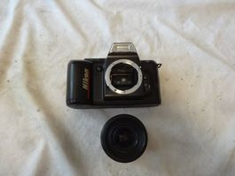 NIKON F401 SPI REF AF ANTIK -NIKON 35-80MM LENS-NICHT LÄÜFT
