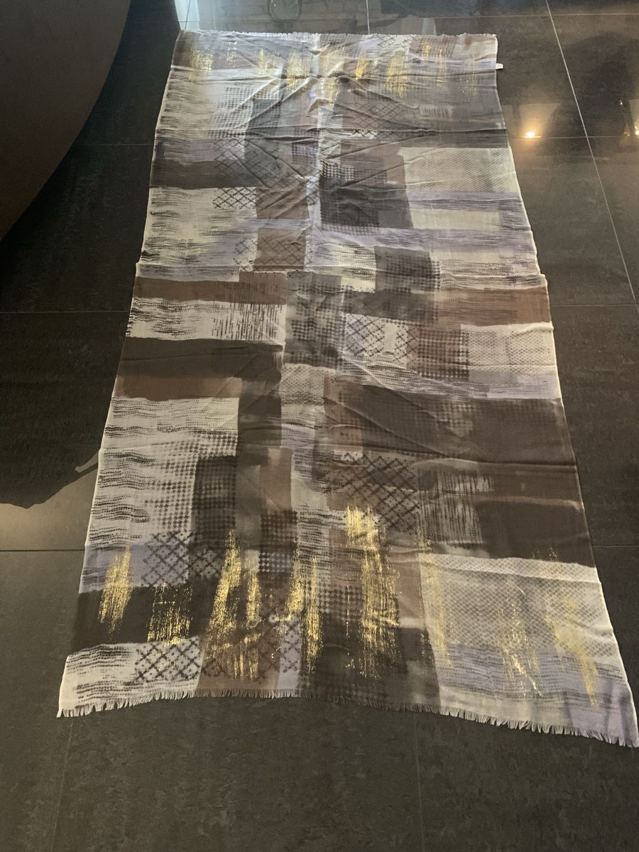 Foulards & écharpes: 19 Andreas 47 Schal – D'occasion à Bergdietikon par zor_856j
