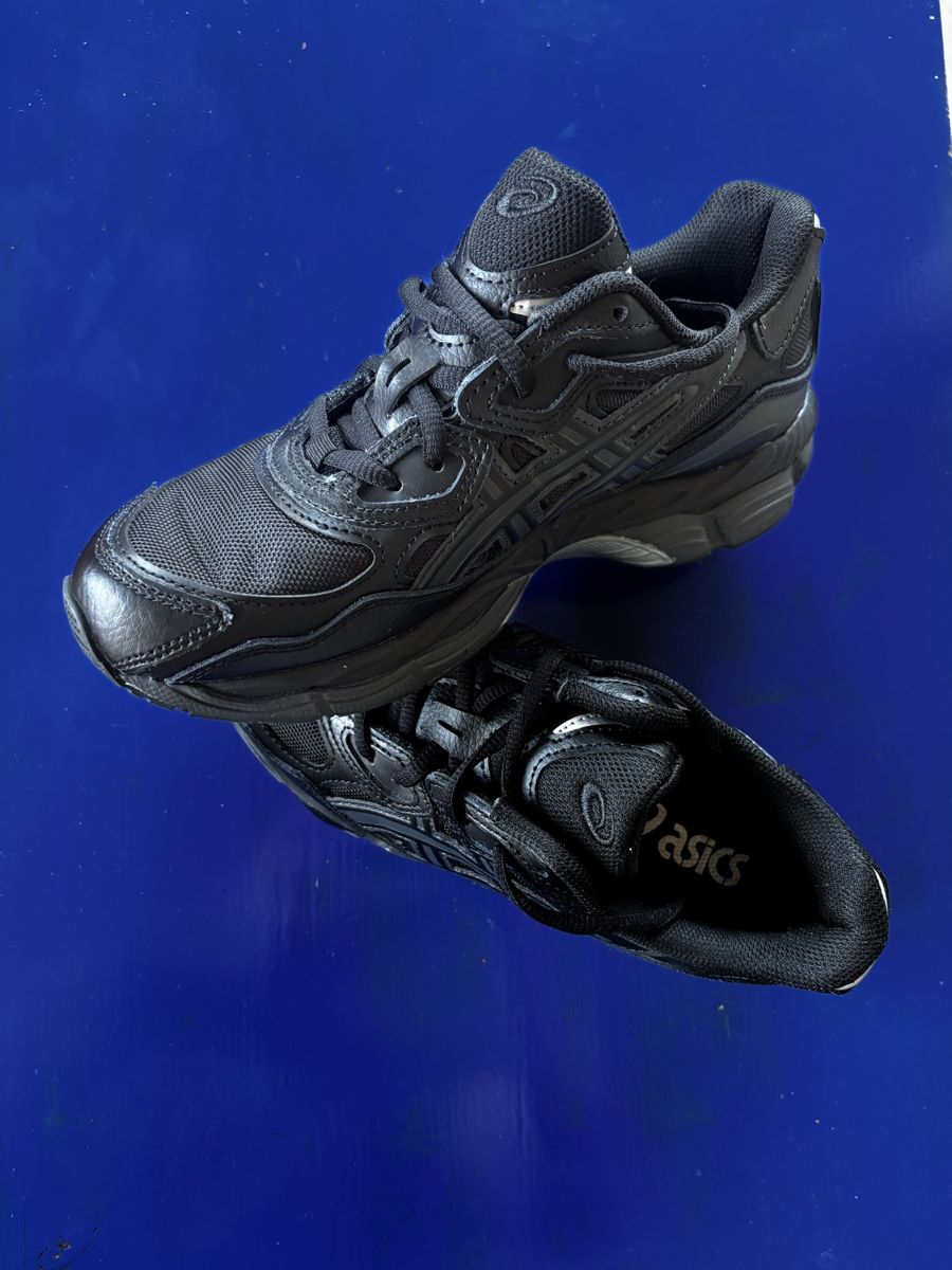 Asics Scarpe da donna: Asics schwarz Gr.39 – Nuovo (secondo la descrizione) da Zürich venduto da Pat8038 1
