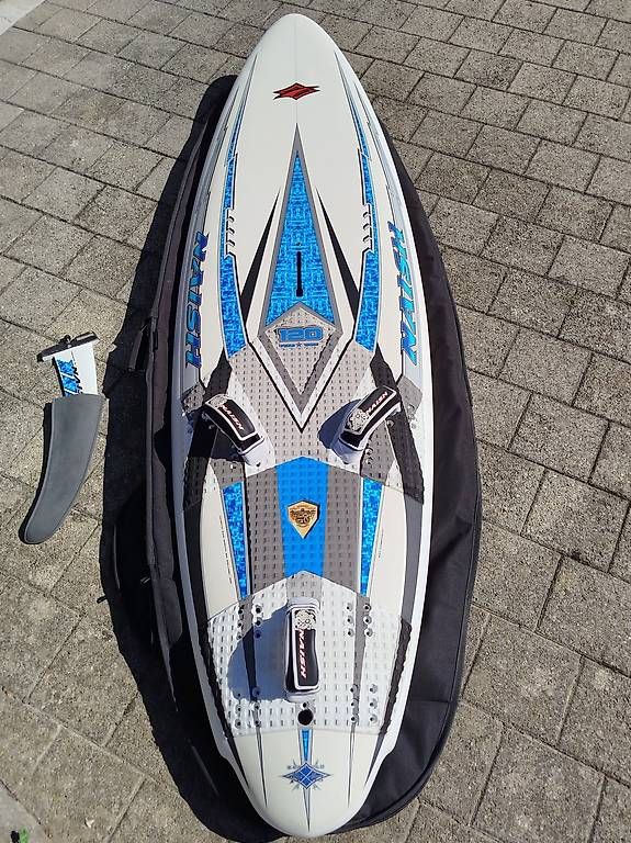Tavole da surf e di nuoto: Windsurf Board Freeride 120 lt – Usato da Uffikon venduto da Bras46