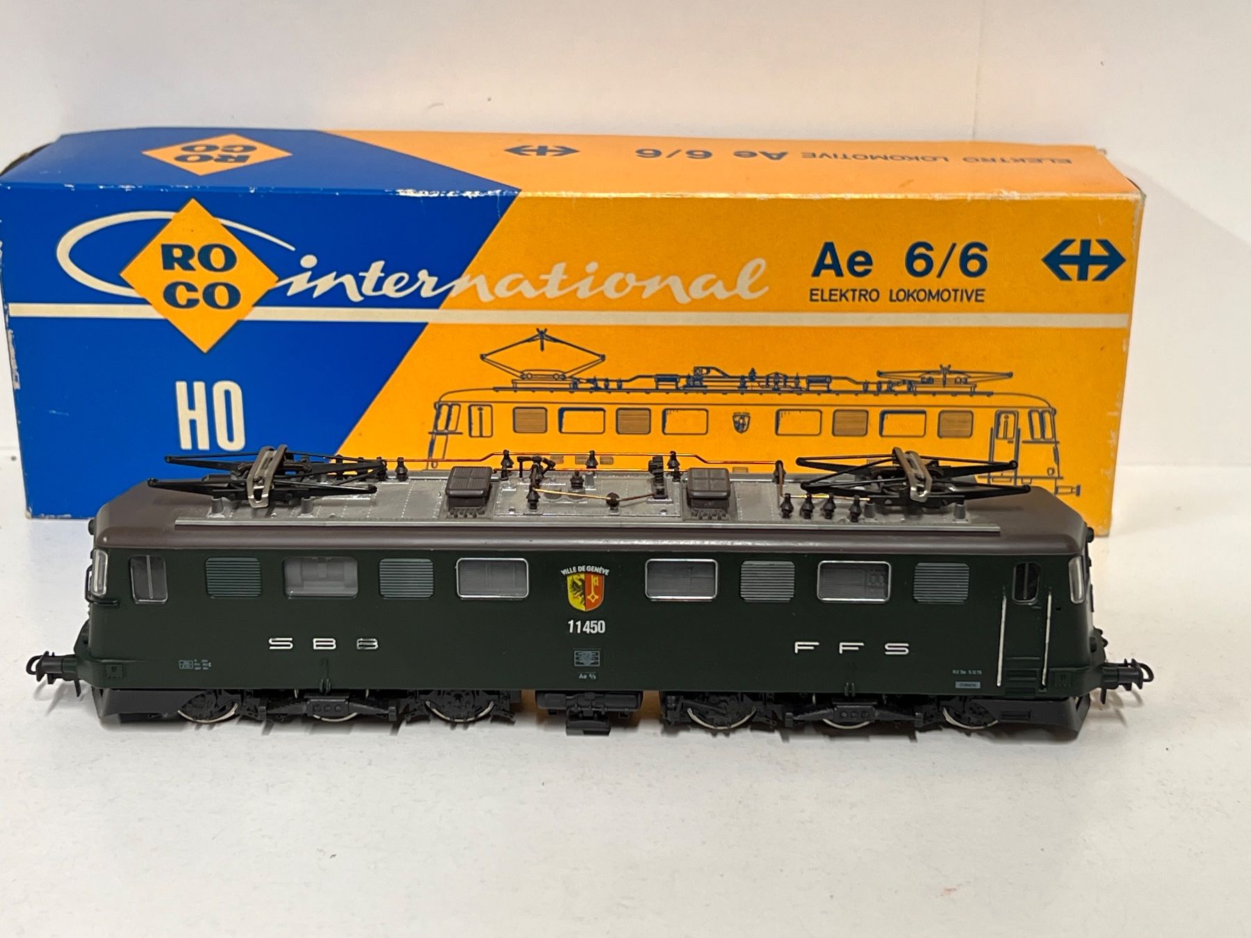 Roco Modelleisenbahnen: Roco 4195 H0 SBB Ae 6/6  DC Analog – Gebraucht aus Neuenhof von ludovicco 1