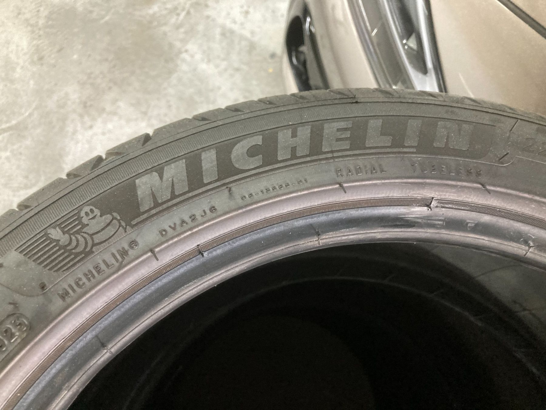 Michelin Pneus & Kompletträder: 225/45R17 Sommerpneu Michelin – Gebraucht aus Cham von WB2223 1