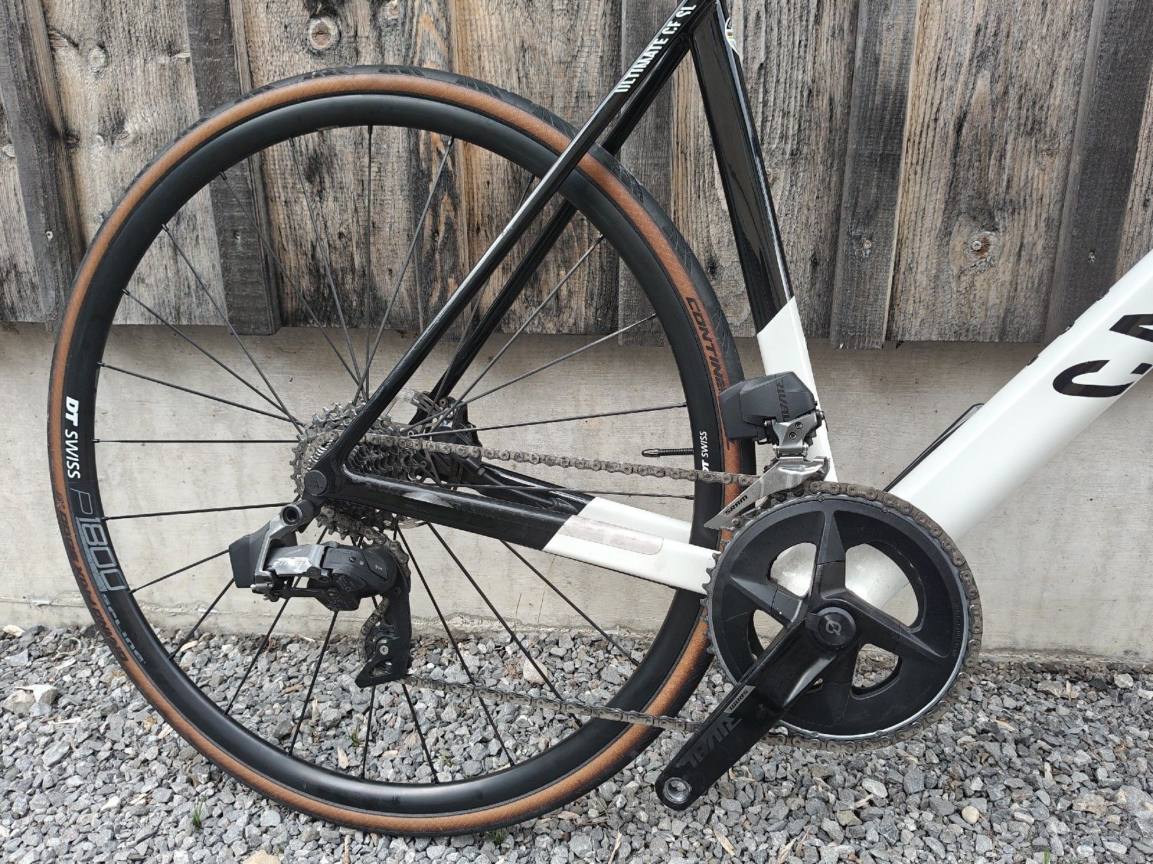 Canyon Biciclette: Canyon Ultimate CF SL 7 eTab 2023 – Usato da Ebnat-Kappel venduto da Sara.07 4
