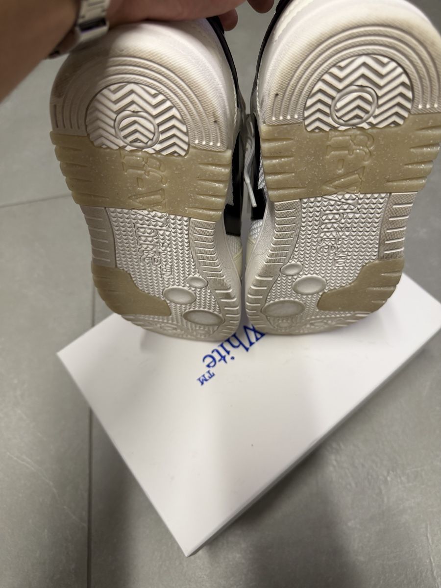 Scarpe da uomo: Off-White Sneaker  – Usato da Büetigen venduto da Daevu.a 4