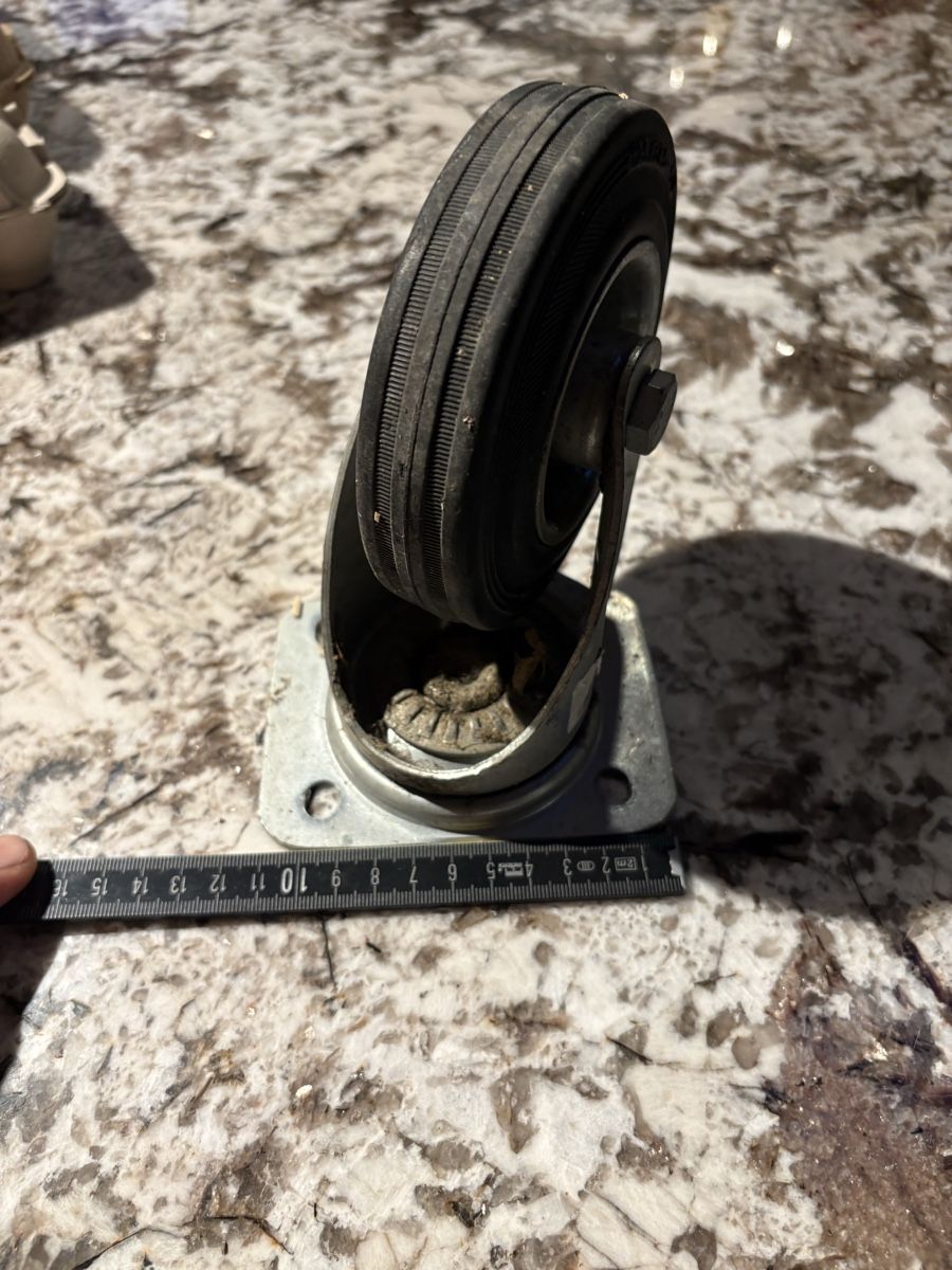 Altro per stoccaggio & trasporto: 4 Rollen Lenkrollen Gummi 125 mm Gebraucht – Usato da Dietwil venduto da Stefu810 3