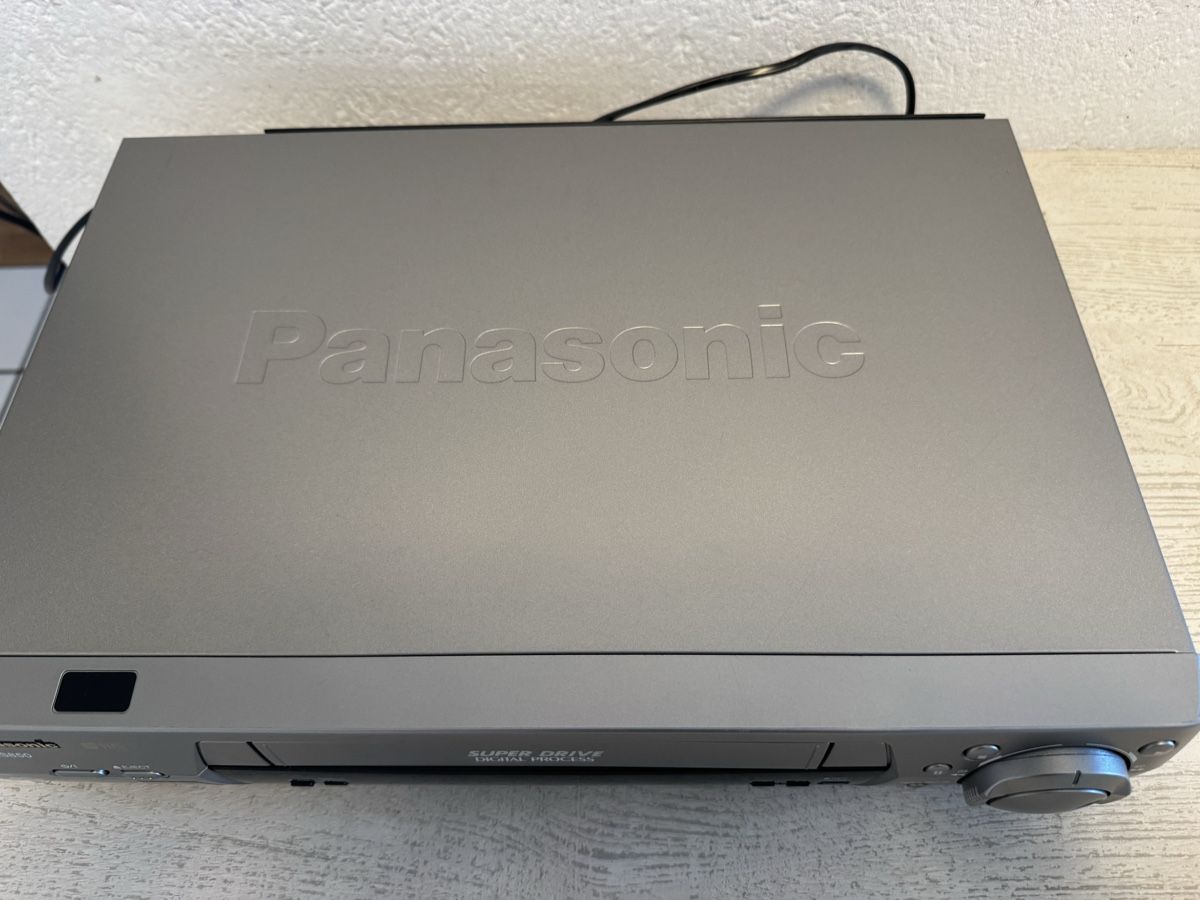 Panasonic Enregistreurs: Panasonic nv-hs850 super vhs recorder – D'occasion à Zunzgen par milesdavis76 4