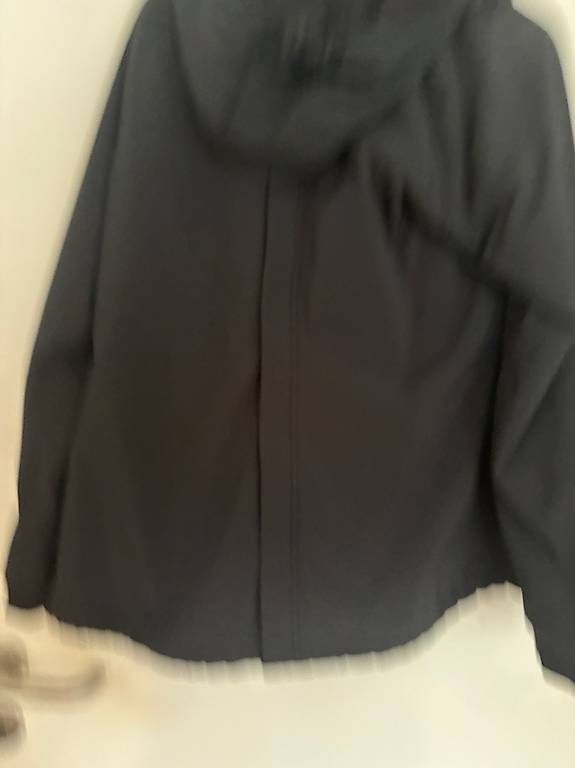 Mamalila Giacche: Tragejacke Softshell mamalila M schwarz – Usato da Biel-Benken BL venduto da frauvomfluss 2
