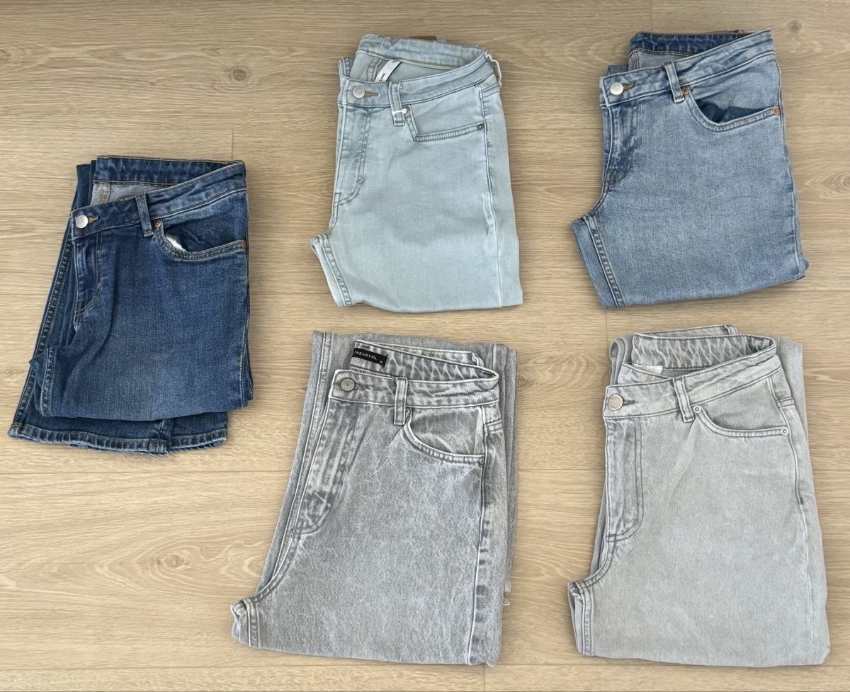 Jeans: Jeans Lot Grösse 36/38 – Gebraucht aus Neerach von irasan