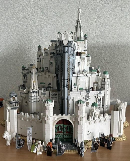 Lego Kit di costruzioni: Herr der Ringe : Minas Tirith – Usato da Horn venduto da Oase2