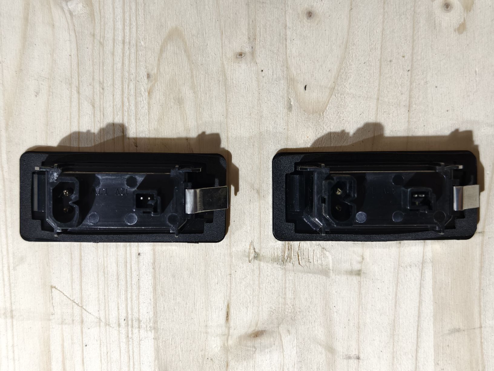 Audi Tutti pezzi di ricambio auto: Dectane LED Kennzeichenbeleuchtung Audi A4 / A5 / Q5 / TT – Nuovo (secondo la descrizione) da Ottoberg venduto da KingTony 5