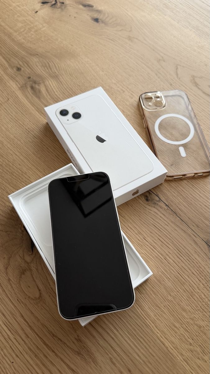 Apple Handys / Smartphones: iPhone 13 | 128GB – Gebraucht aus Rafz von reginadi99