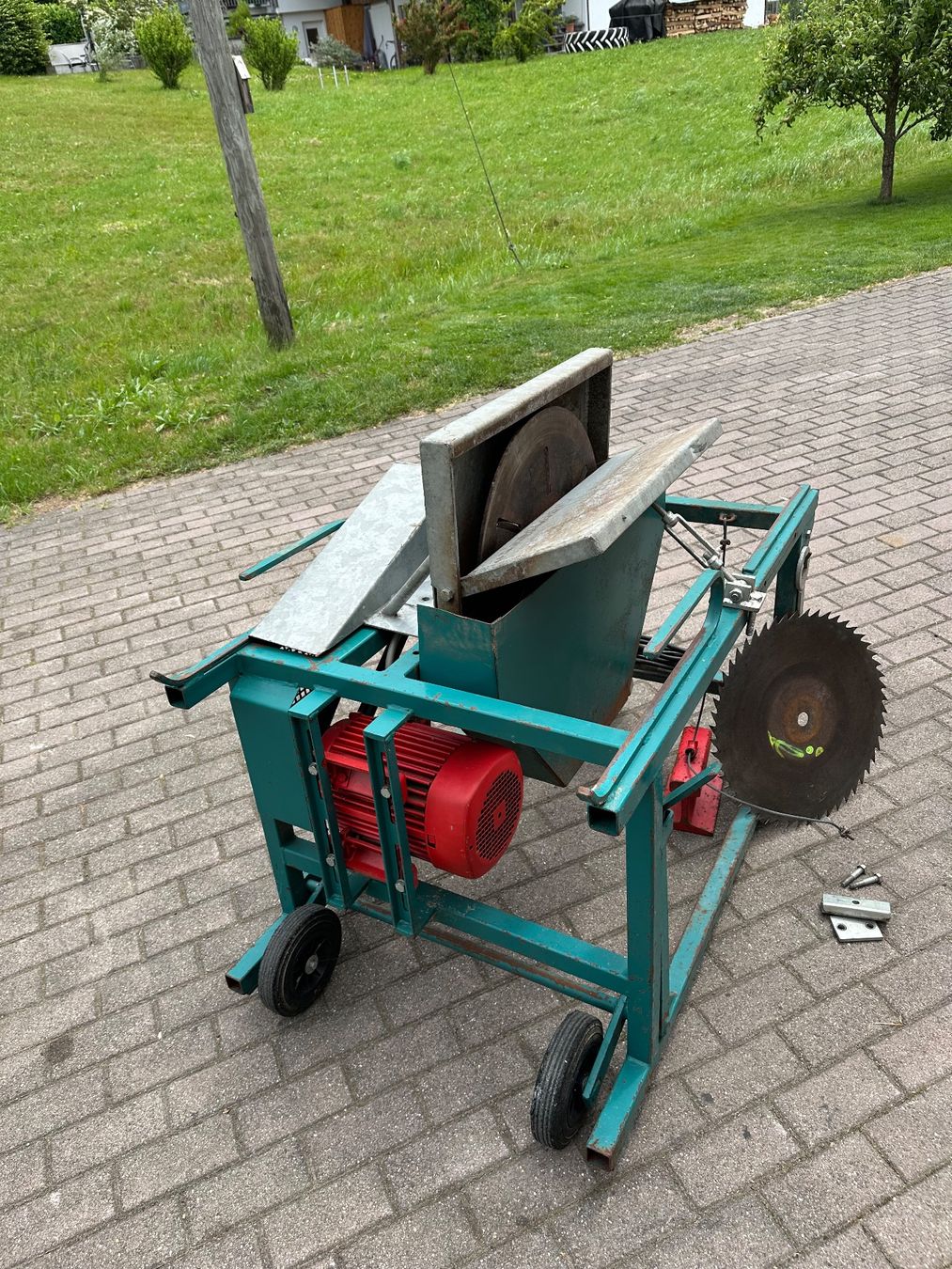 Seghe: Brennholzfräse Götschmann mit Schälblatt – Usato da Rothrist venduto da Chnupperi 5
