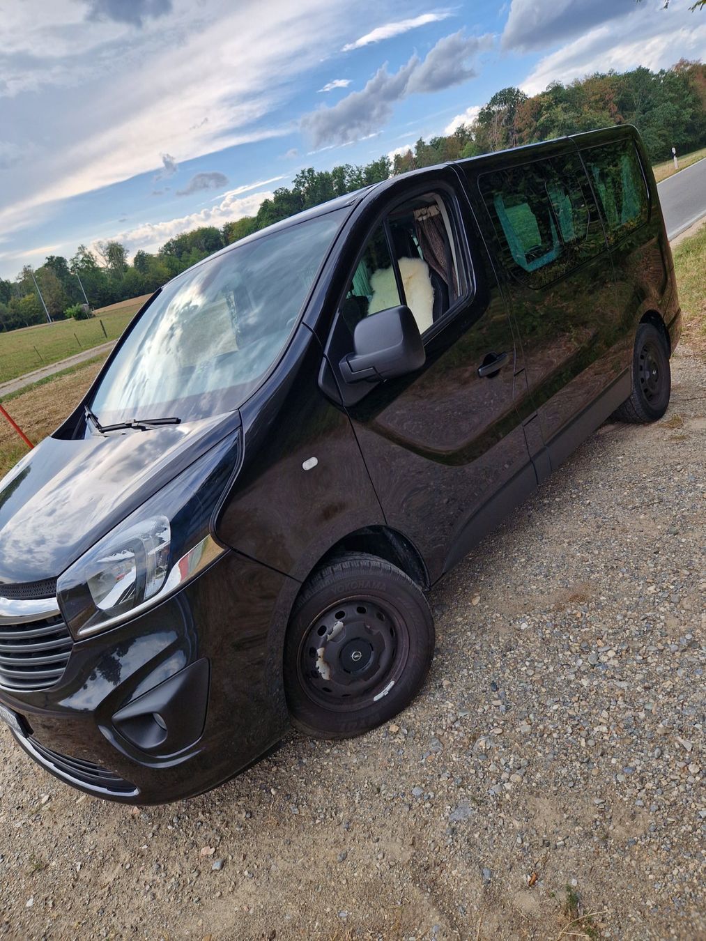 Automobili: Opel Vivaro B Camper oder als 9 Sitzer - Sitze inklusive – Usato da Schlatt TG venduto da nancle 1