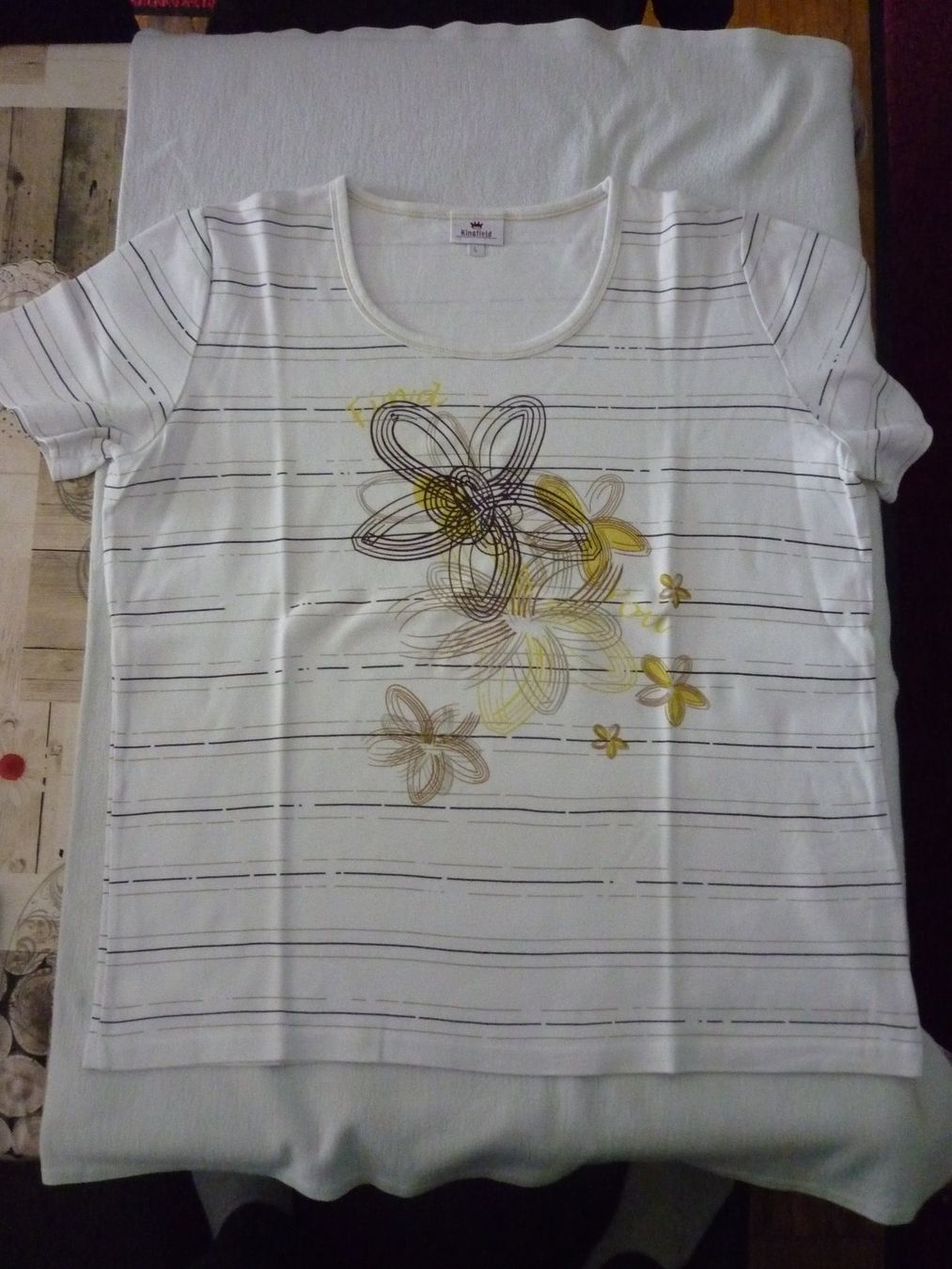 T-shirt: T-Shirt kurzarm – Usato da Vaduz venduto da red94angel
