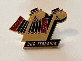 1 Pin Duo Terrania