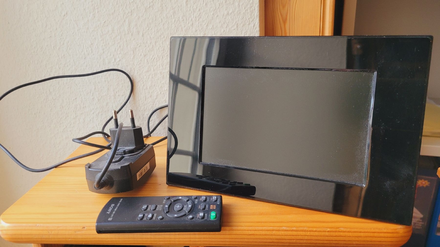 Cornici: Sony Digital Bilderrahmen – Nuovo (secondo la descrizione) da Erlenbach i. S. venduto da mku_9vfc