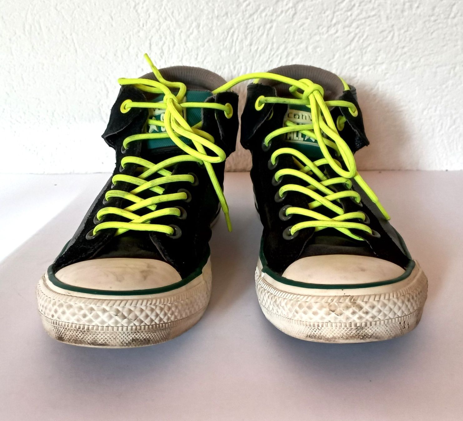 Converse Scarpe da uomo: Converse Herren Leder Sneaker Gr. 41,5 – Usato da Bévilard venduto da belkin 2