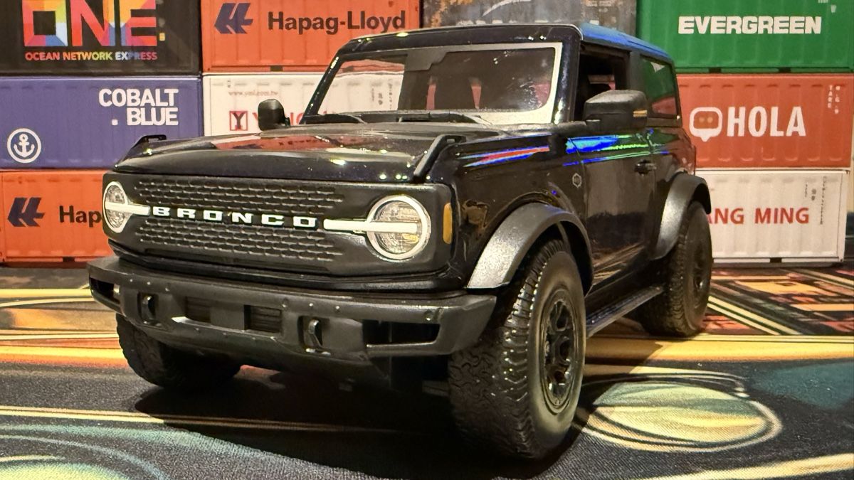 Ford Modellini d'auto: Maisto Ford Bronco 2021 1:18 – Usato da Basel venduto da Zomeg 9