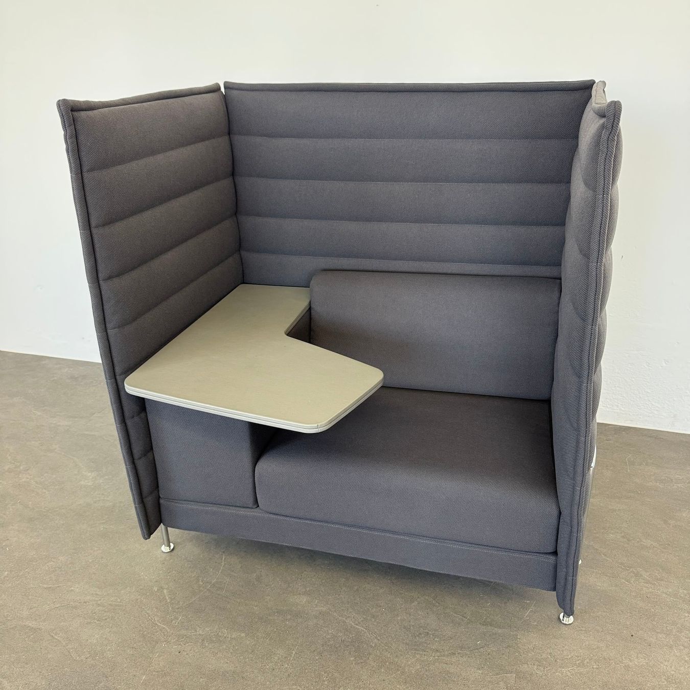Vitra Scrivanie: Vitra Alcove Work anthrazit Arbeitsfläche rechts – Usato da Schönenwerd venduto da mcofficeshop 6