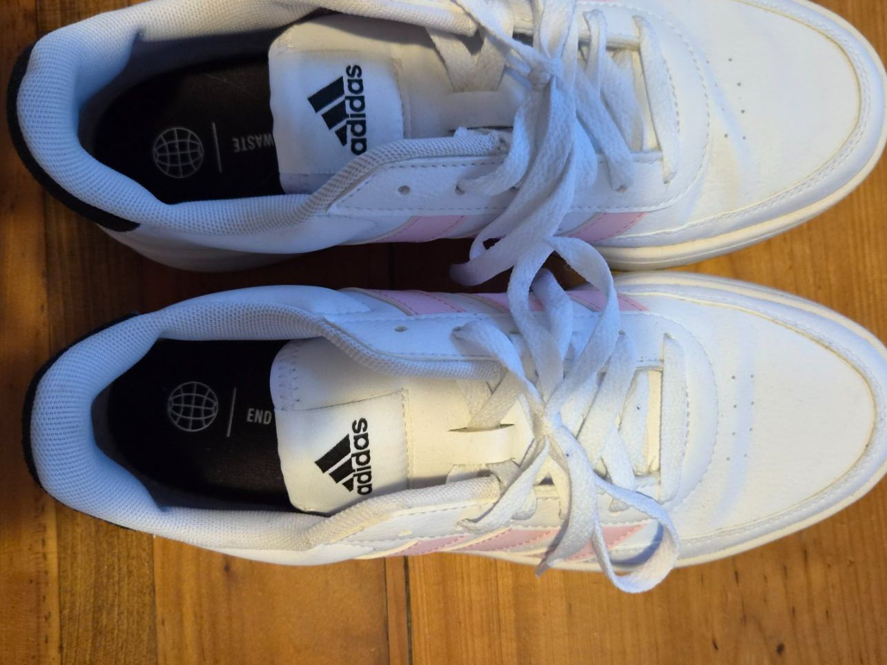 Adidas Scarpe da donna: Adidas Sneakers Grösse 40.5 – Usato da Horgen venduto da Marroni3 3