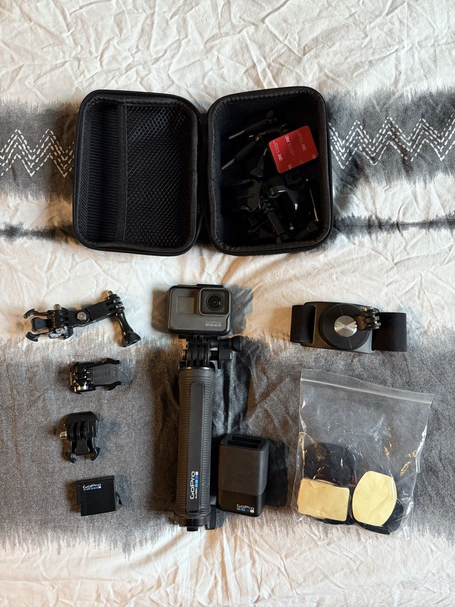 Gopro Action Cam: GoPro Hero 5 Black + accessori originali GoPro – Gebraucht aus Bioggio von M.M.O