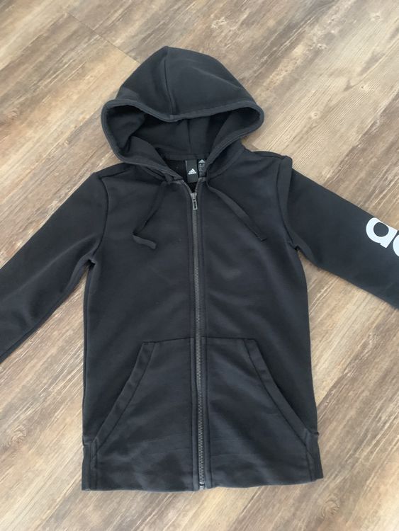 Adidas Giacche: Adidas-Kapuzenjäckli – Usato da Emmen venduto da ama_8wmn 2