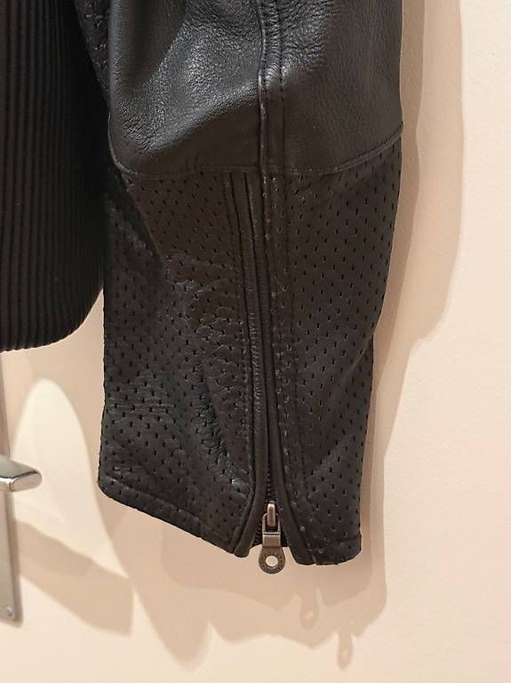 Harley-Davidson Giacche: Blouson cuir HARLEY DAVIDSON – Usato da Petit-Lancy venduto da gnc_l2xq 4
