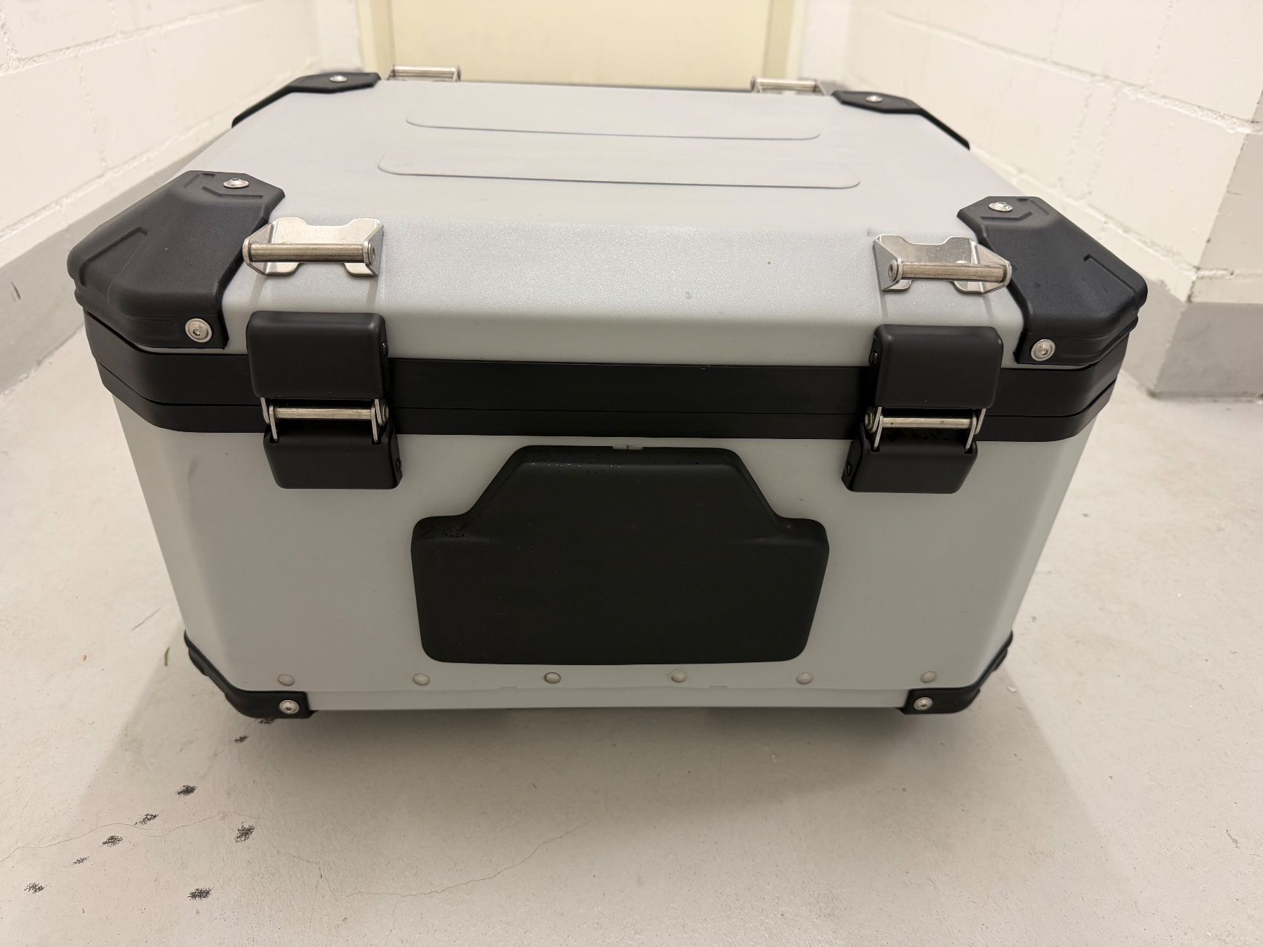 Topcase: Motorrad Topcase von MyTech 58l Alu – Usato da Rickenbach b. Wil venduto da explorer1200 5