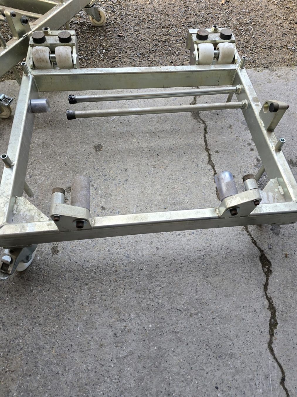 Valigie & Borse: Robuster Transportroller mit Lenkstange #227 – Usato da Wuppenau venduto da Gastro-Wuppenau 3