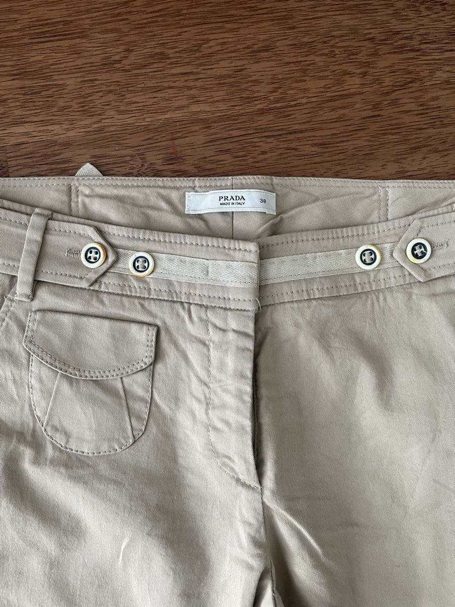 Prada Pantaloni: Hose Prada beige Grösse 38 – Usato da Zürich venduto da Rollladen 2