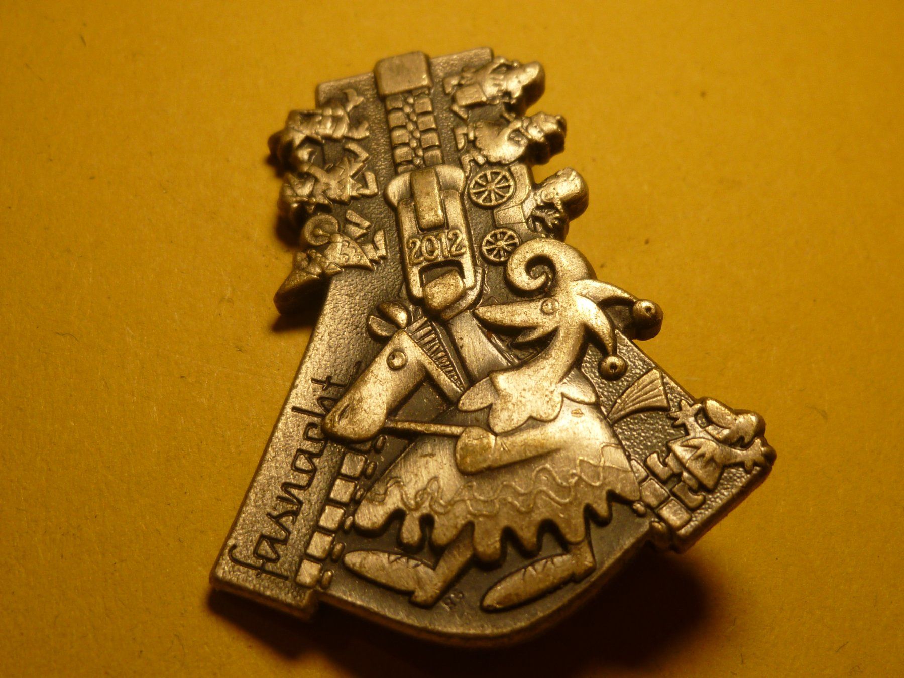 Placchette & Badge: BASEL 2012 SILBER – Usato da Ried (Muotathal) venduto da Mandarin02
