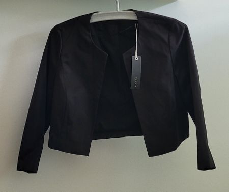 Petite veste courte neuve Esprit taille 36