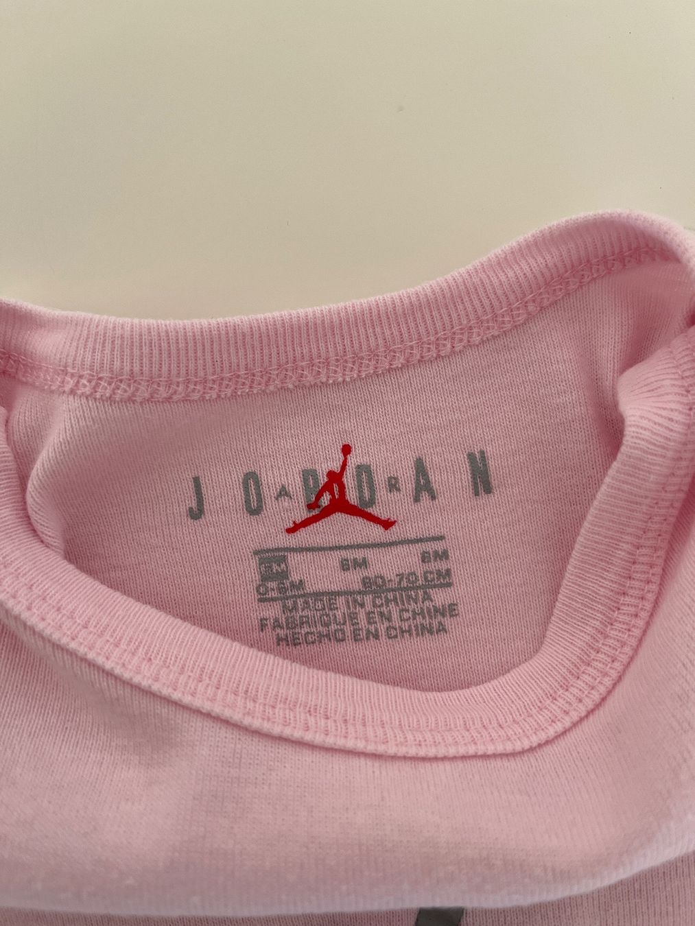 Body Jordan fille 0 6 mois 70 80cm Kaufen auf Ricardo