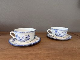 Antike englische Tassen mit Untertassen Lancaster Flow Blue
