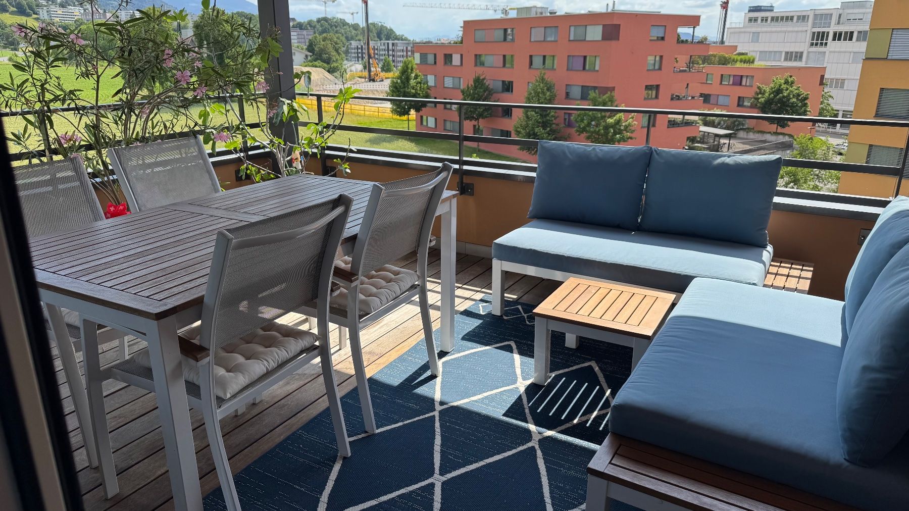 Set di tavolo e panche: Garten Lounge mit Tisch und 4 Stühlen – Usato da Baar venduto da durynda 1